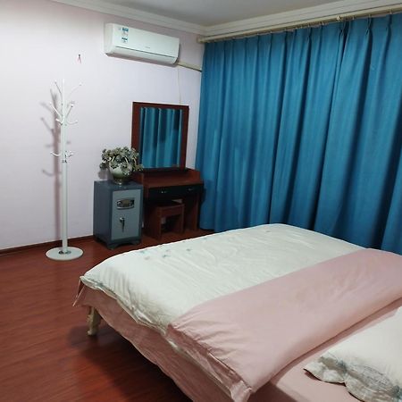 空中花园民宿 贵阳火车站店 Exterior foto